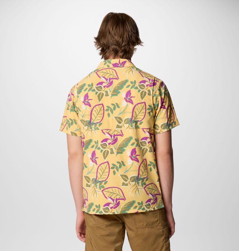 camisa masculina tech trail utility de manga curta com estampa.