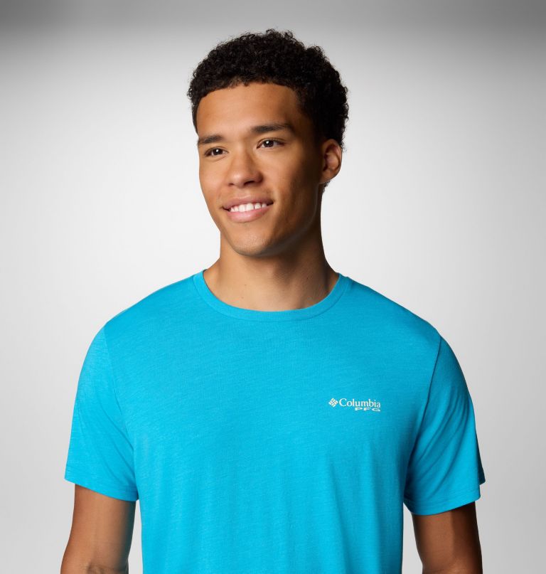 camiseta masculina pfg uncharted com estampa gráfica