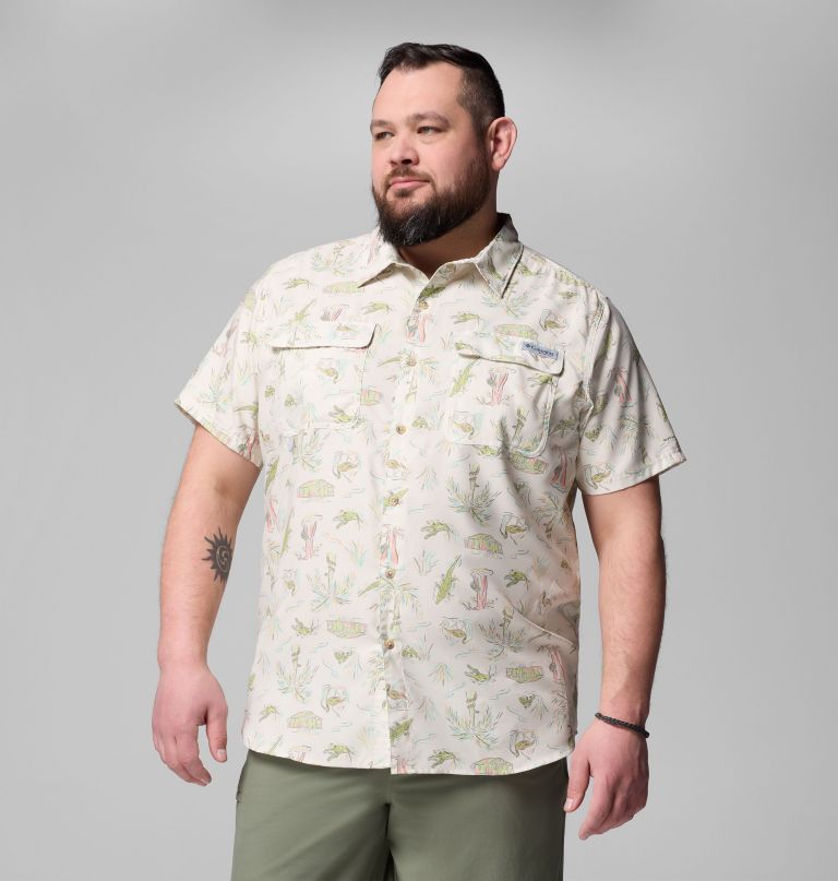 camisa masculina pfg uncharted de manga curta com estampa - tamanho grande