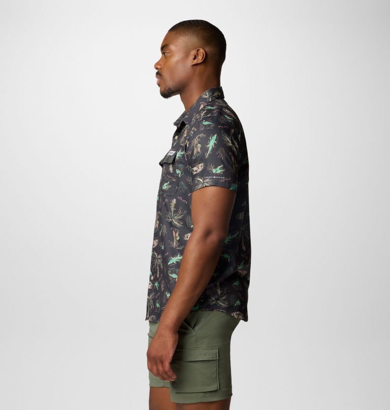 camisa masculina pfg uncharted de manga curta com estampa - tamanho alto