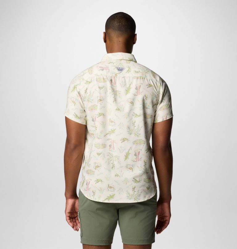 camisa masculina pfg uncharted de manga curta com estampa - tamanho alto
