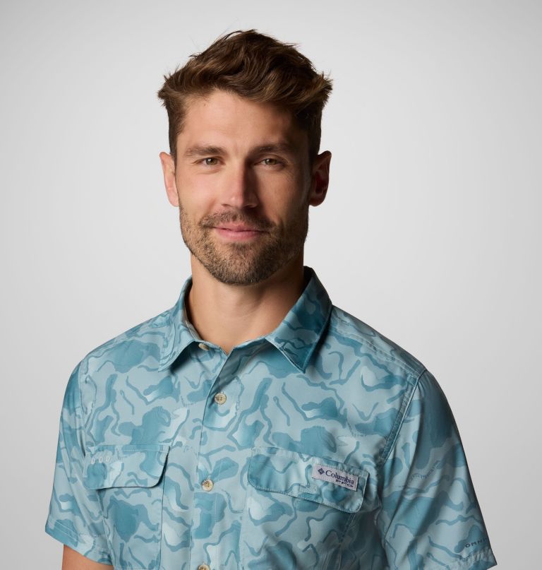 camisa masculina pfg uncharted de manga curta com estampa - tamanho alto